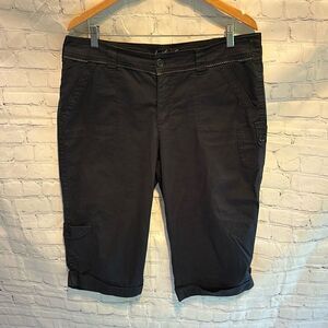 Gloria Vanderbilt The Perfect Fit Capri Pants | Womans Size 16 | Navy Blue Khaki